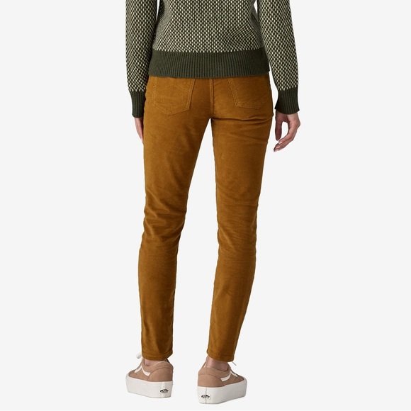 PATAGONIA Everyday Fitted Organic Cotton Corduroy Pants in bence brow - Picture 2 of 14